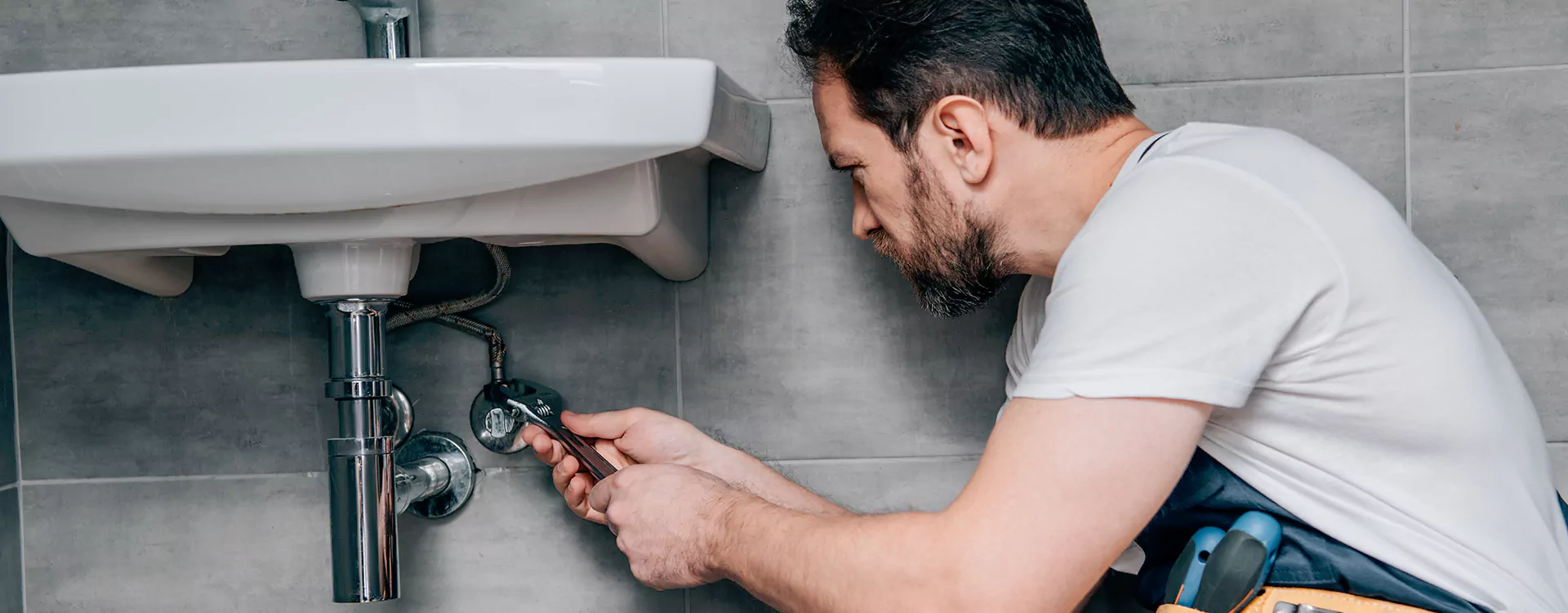 professional-plumber-aurora.webp